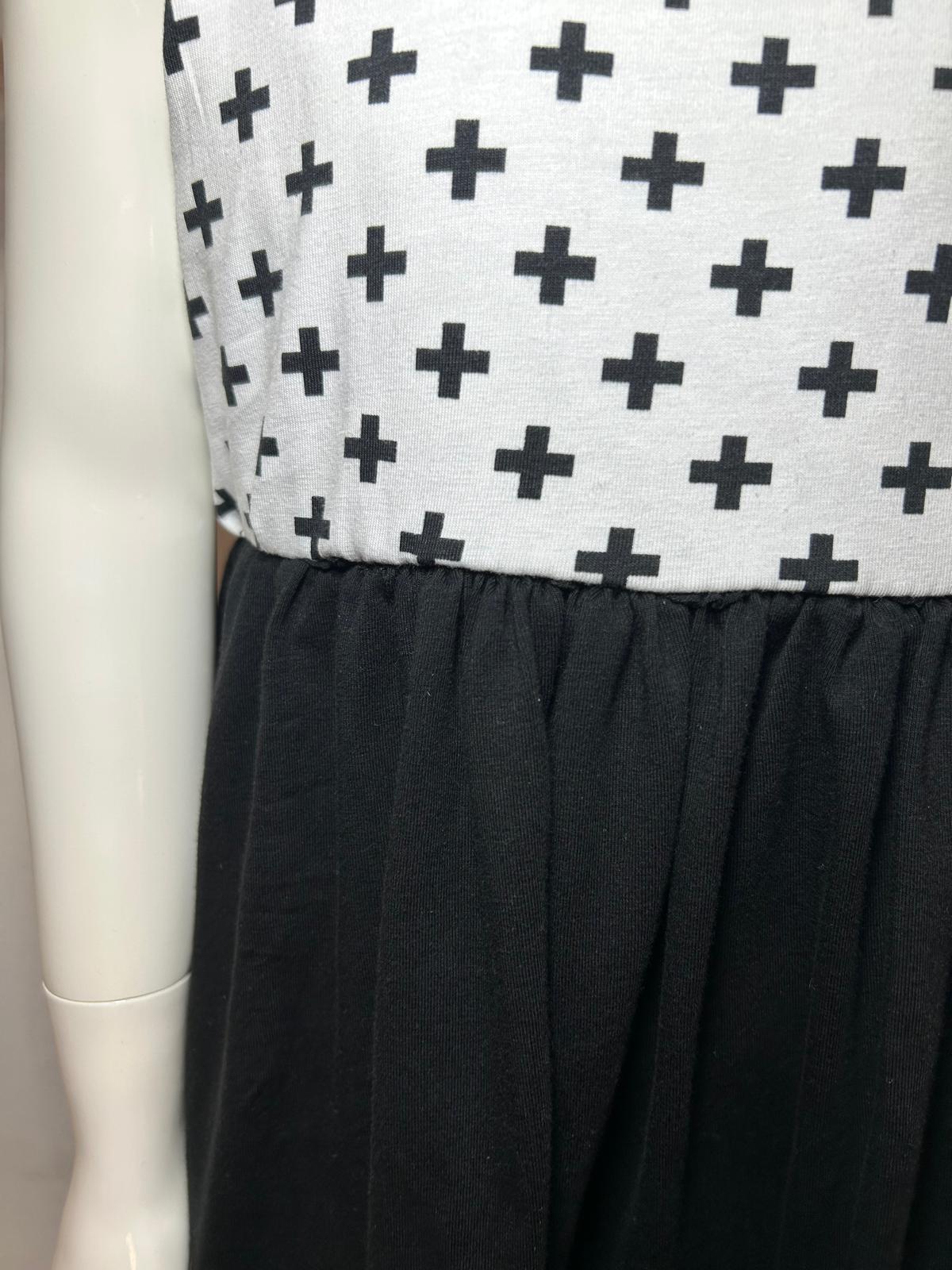 Kleid mit Flügelärmel