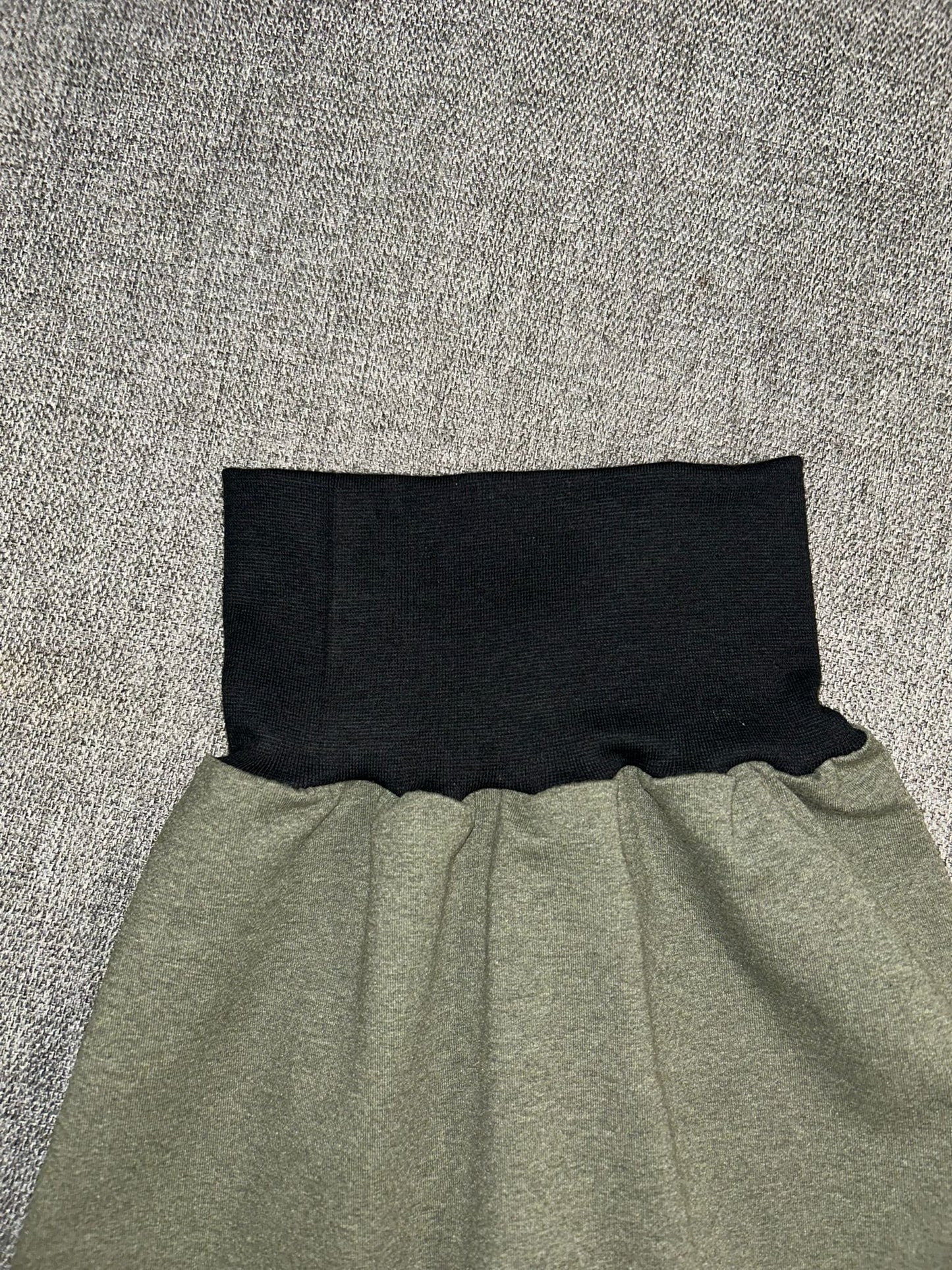 Pumphose lang "Moosgrün"