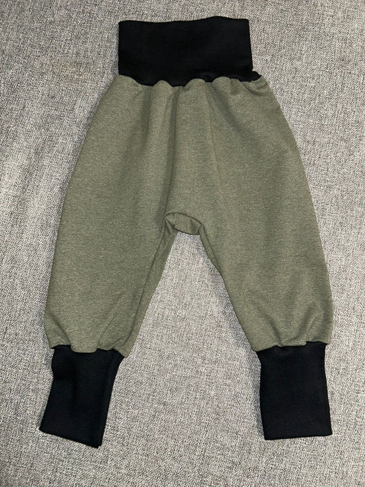 Pumphose lang "Moosgrün"